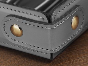Rivets en or